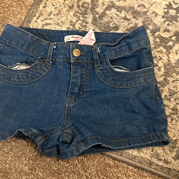 💙Girls Shorts💙 - Picture 2 of 6